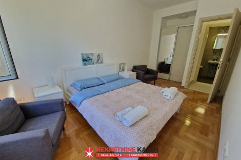 Квартира, 624 м², 160 000$ — FAKTOR